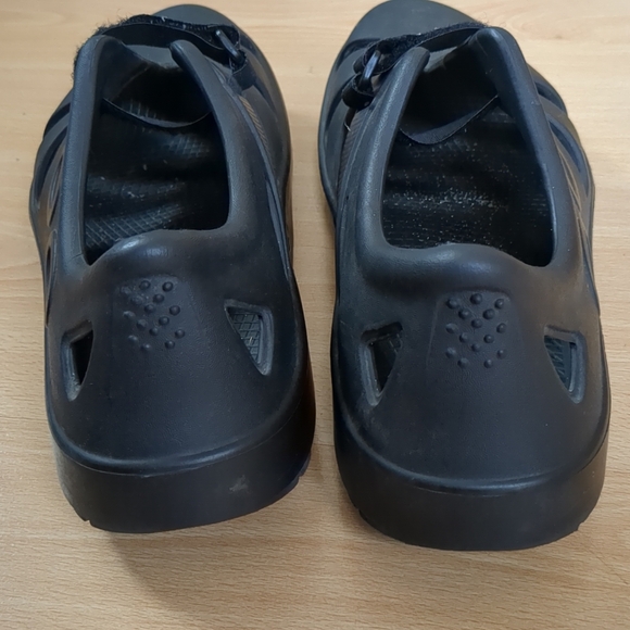 Oofos OOcandoo Sandal Black Size 10 Mens 12 Womens - Picture 5 of 9